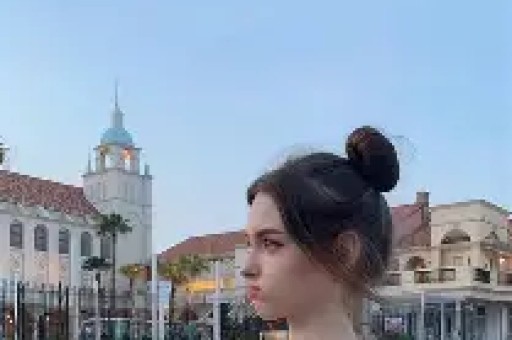 一日三瓜！姚晨离婚、周冬雨刘昊然结婚、黄景瑜许魏洲同框